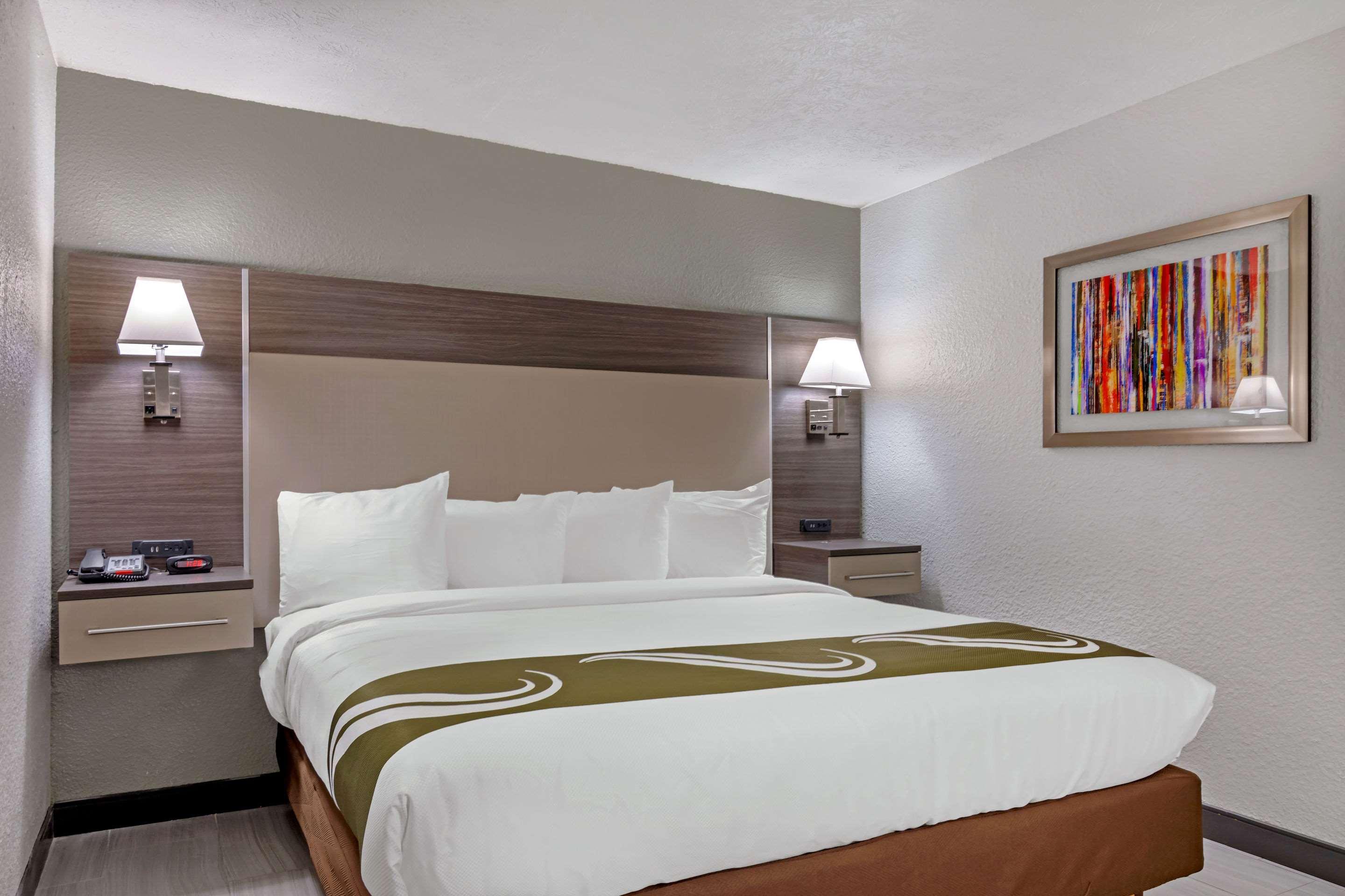 Quality Inn & Suites Картерсвилл Экстерьер фото